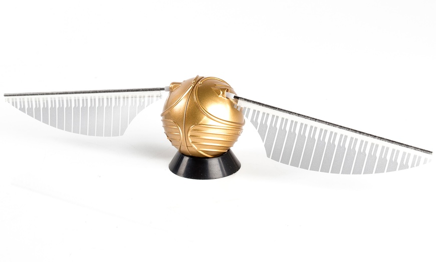 Image 1: Harry Potter Flying Snitch