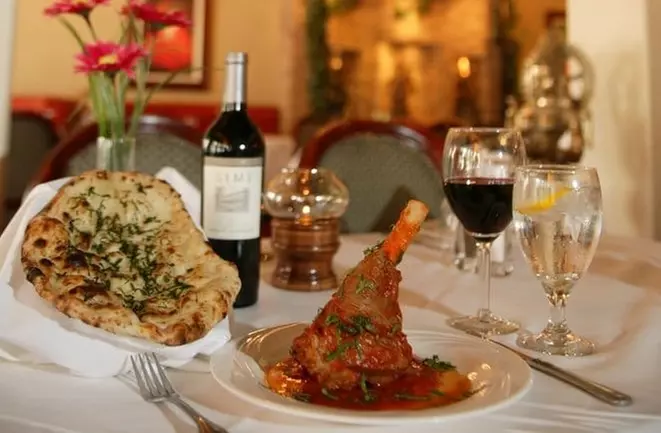 Enjoy Authentic Indian Dining with Food and Drink Options