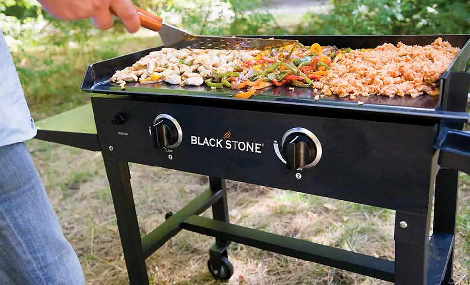 $189.99 for a Blackstone 28” Outdoor Griddle Cooking Station with Base ($299.99 List Price). Free Shipping and Returns. - Primary Image
