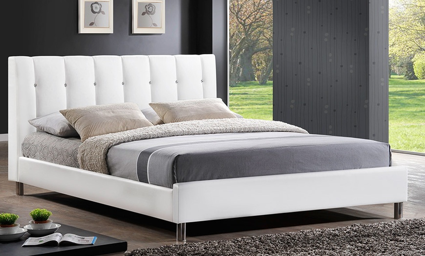 Белые кровати цена фото Jack Ottoman Bett Metro Lane Größe: 135 x 190 cm in 2020 Upholstered bed frame, 