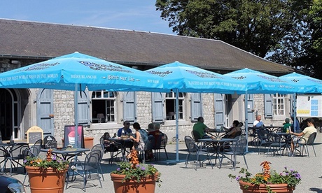 Menu gourmand en 5 services, pour 2 ou 4 personnes dès 48,99 € à la Brasserie de la Reine Blanche