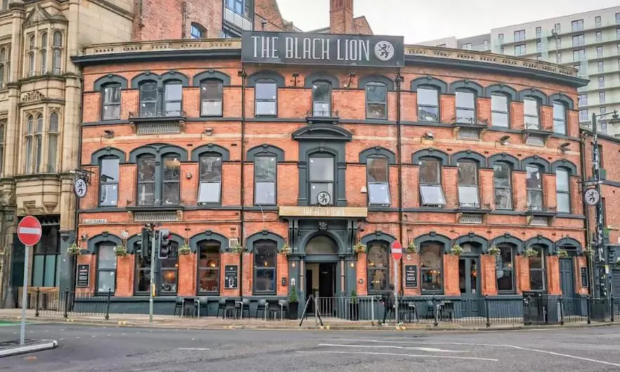 Manchester: One Night w/Breakfast, Optional Bottle of  Prosecco&Dinner