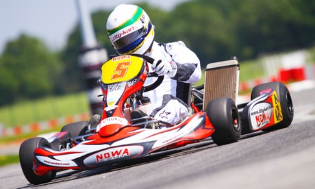 30 minutes de kart pour 1 personne à 22,90 € à City Kart indoor St Sébastien ou City Kart outdoor Sautron