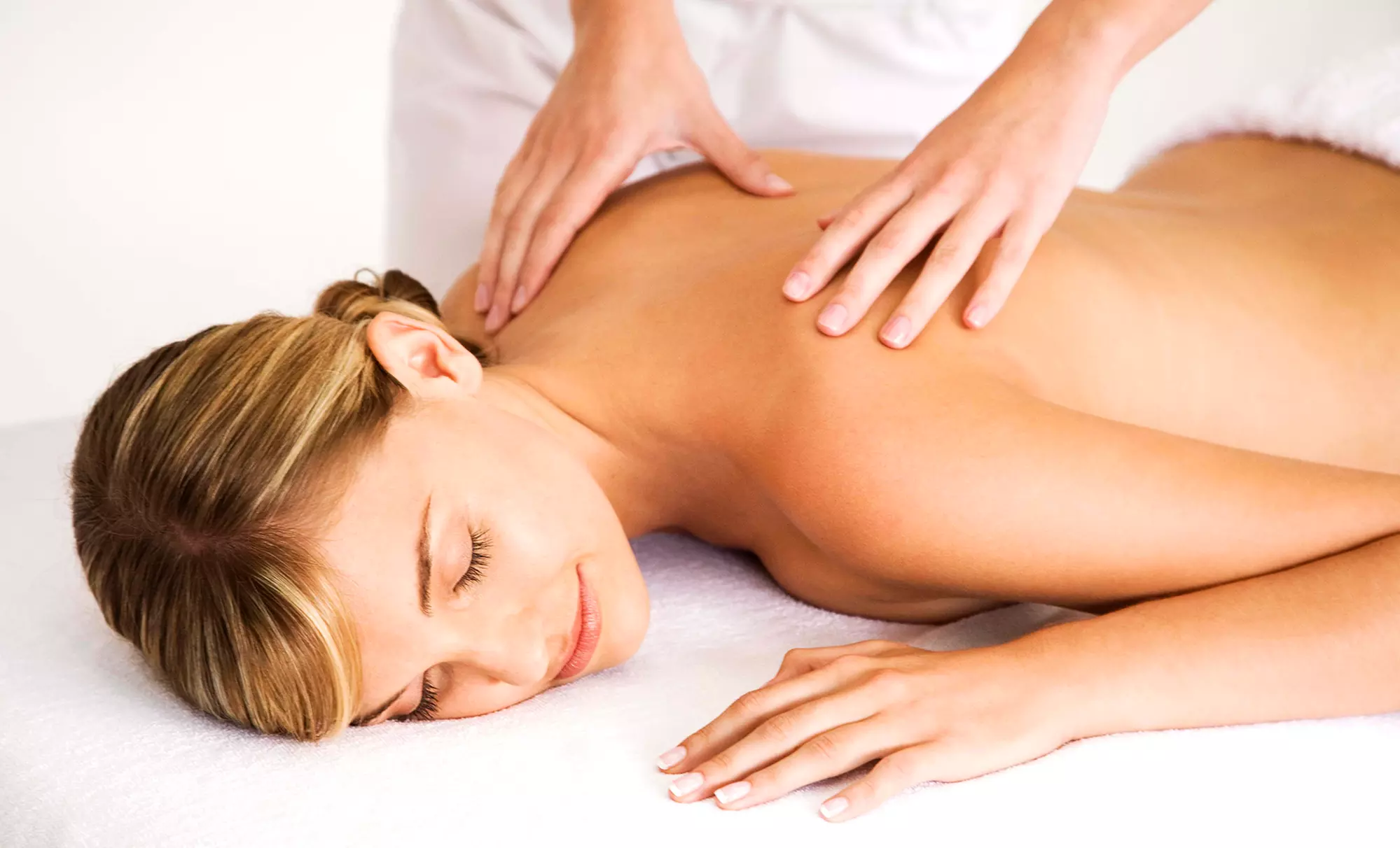 45-Minute Hotlomi Massage at Clinic Ineed (Up to 48% Off). Two Options Available. - Primary Image