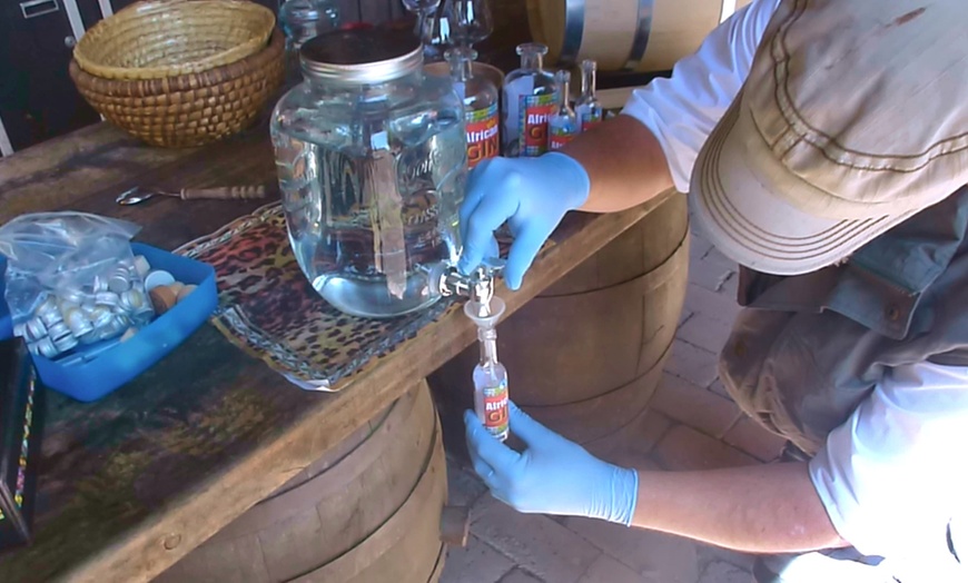 Image 6: Gin, Rum oder Whisky selbst brennen für bis zu 10 Personen