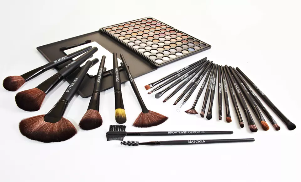 $29.99 for a Beauté Basics 24-Piece Makeup-Brush Set ($149.95 List Price). Free Shipping and Returns. - Primary Image