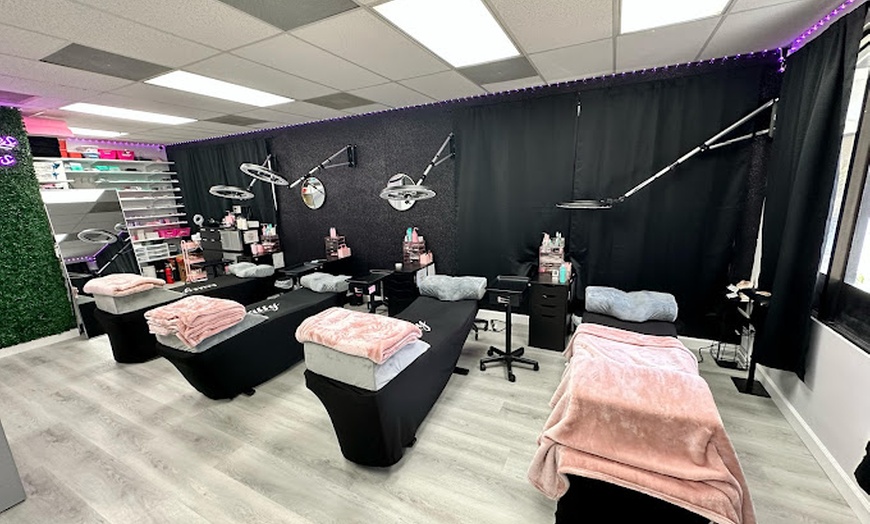 Image 5: Choice of permanent eyebrow, eyeliner, or lipliner tattoo session