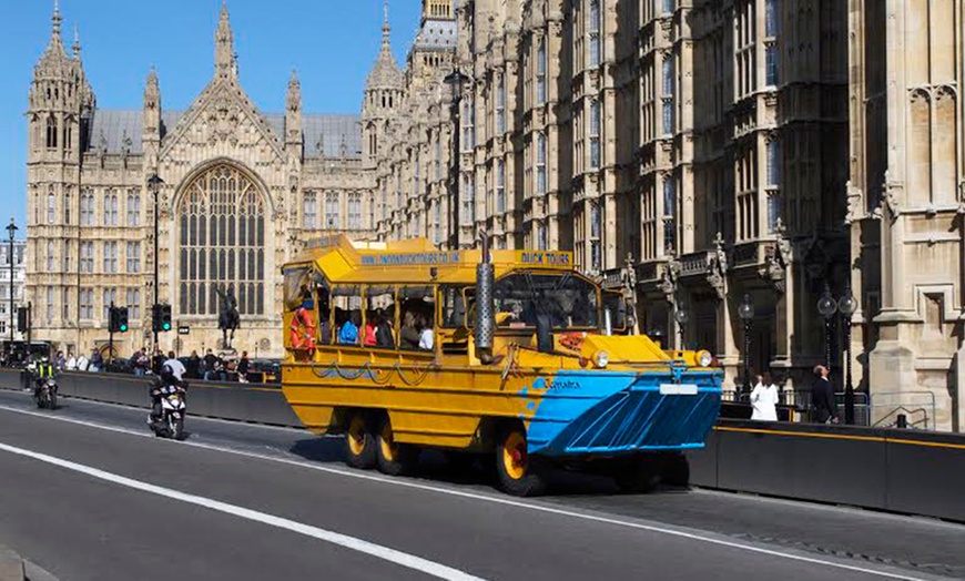 Image 7: London Tour by River and Land