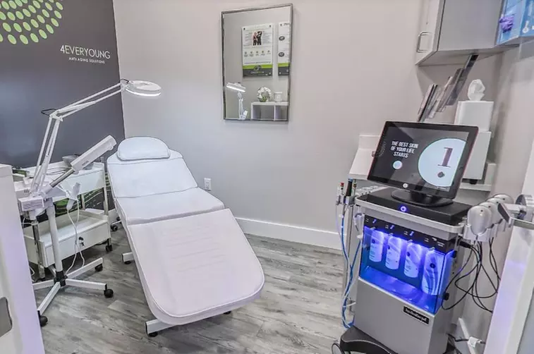 Energy & Metabolism Boosting Vitamin IV drip at 4Ever Young Doral