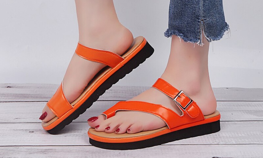 Image 3: Bunion Correction Sandals