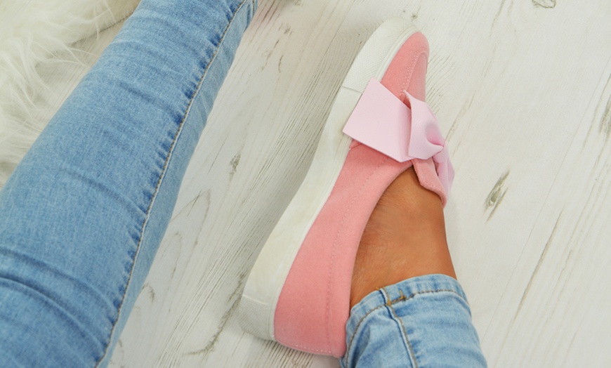 Image 13: Women's Bow Sneakers