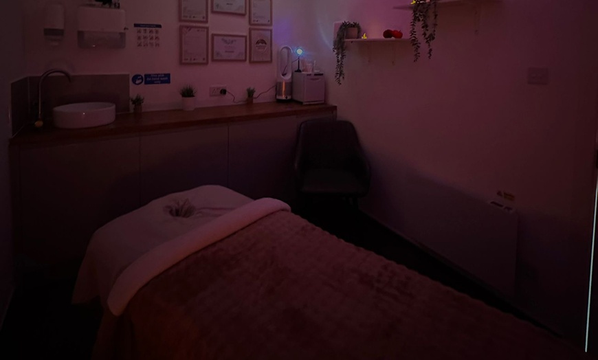 Image 4: 30 or 60-Minute Massage: Choice of Deep Tissue, Swedish, or Hot Stone