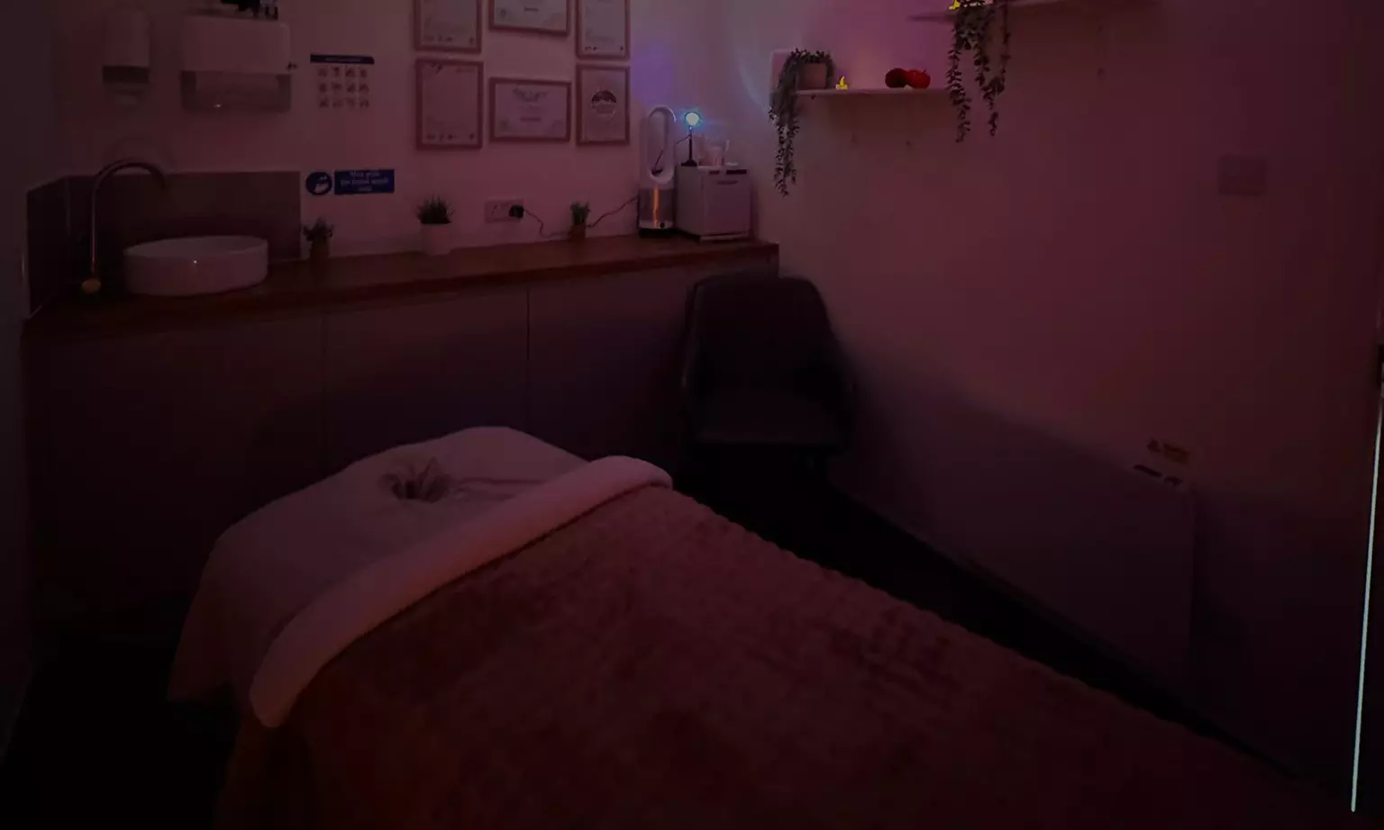 30 or 60-Minute Massage: Choice of Deep Tissue, Swedish, or Hot Stone