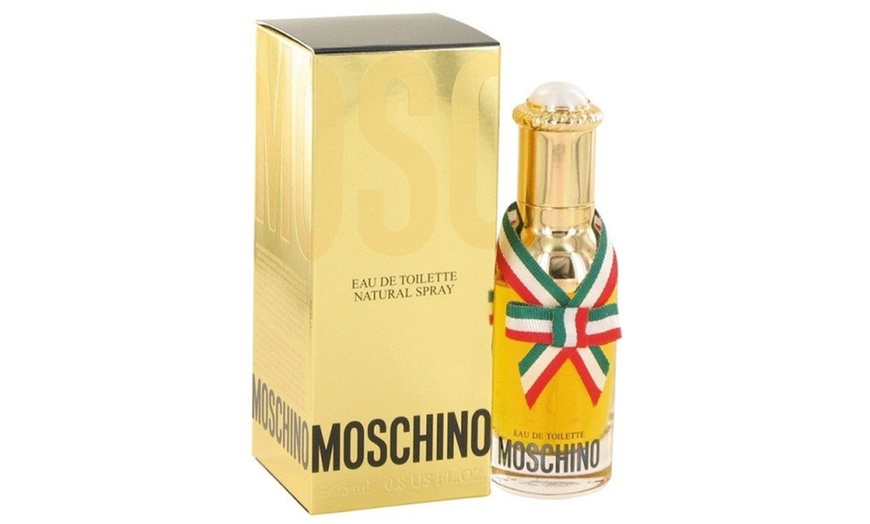 Image 4: Moschino Woman EDT; Fragancia refrescante cítrica, floral y amaderada