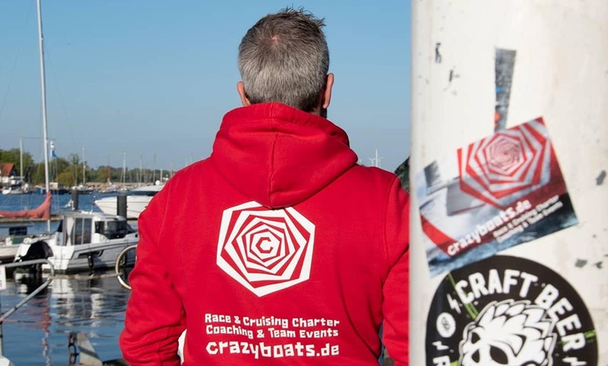 Image 10: Unvergesslicher Segeltag: Daycharter inkl. Skipper für 1 - 4 Personen