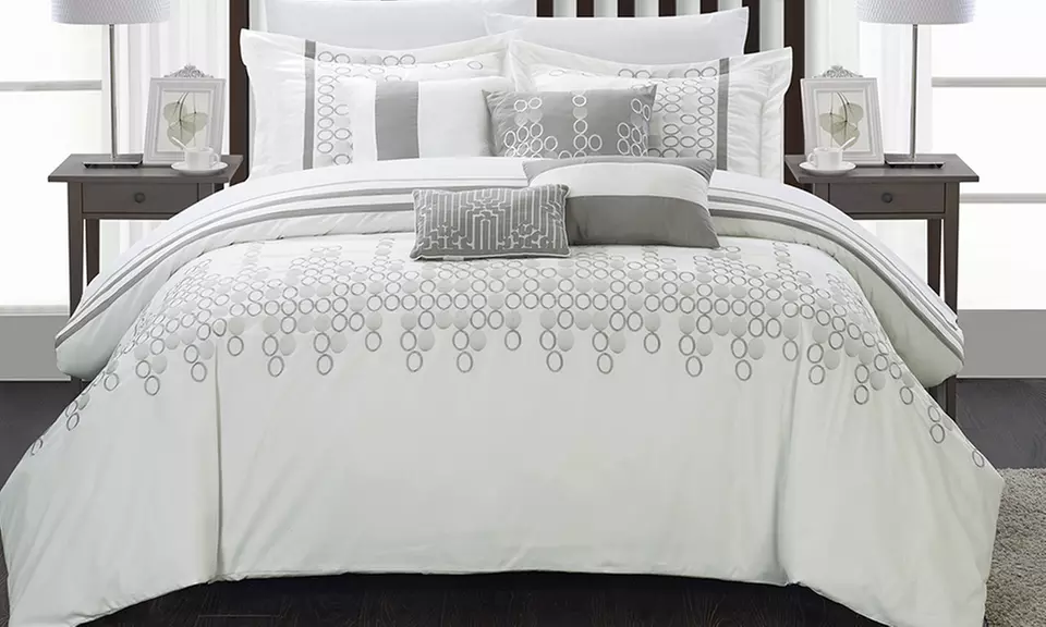 Mateo Embroidered Contemporary Duvet Cover Set (3-Piece) - Second Medium