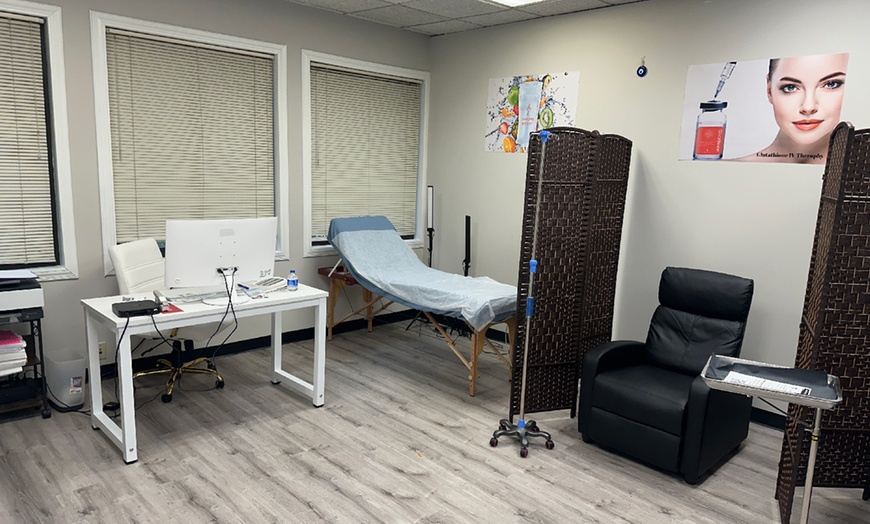 Image 4: Up to 59% Off on Microblading at Elbrow bar by Health & Glamour MD