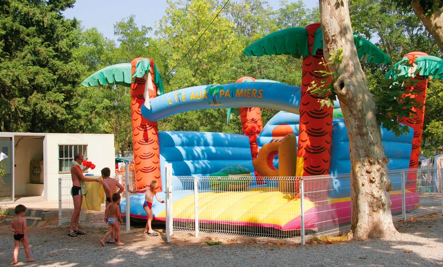 Image 4: Camping au bord du Canal du Midi