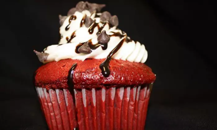 Six Cupcakes or $12 for $20 Toward Any Cake at Dream Cake - Primary Image