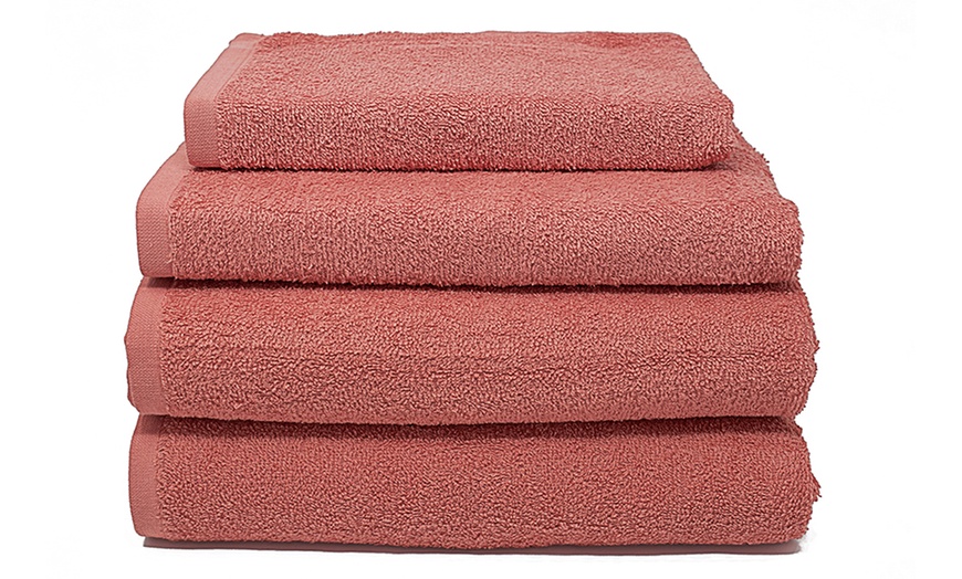 Image 7: Set of 5 Italy-Made Bath Towels