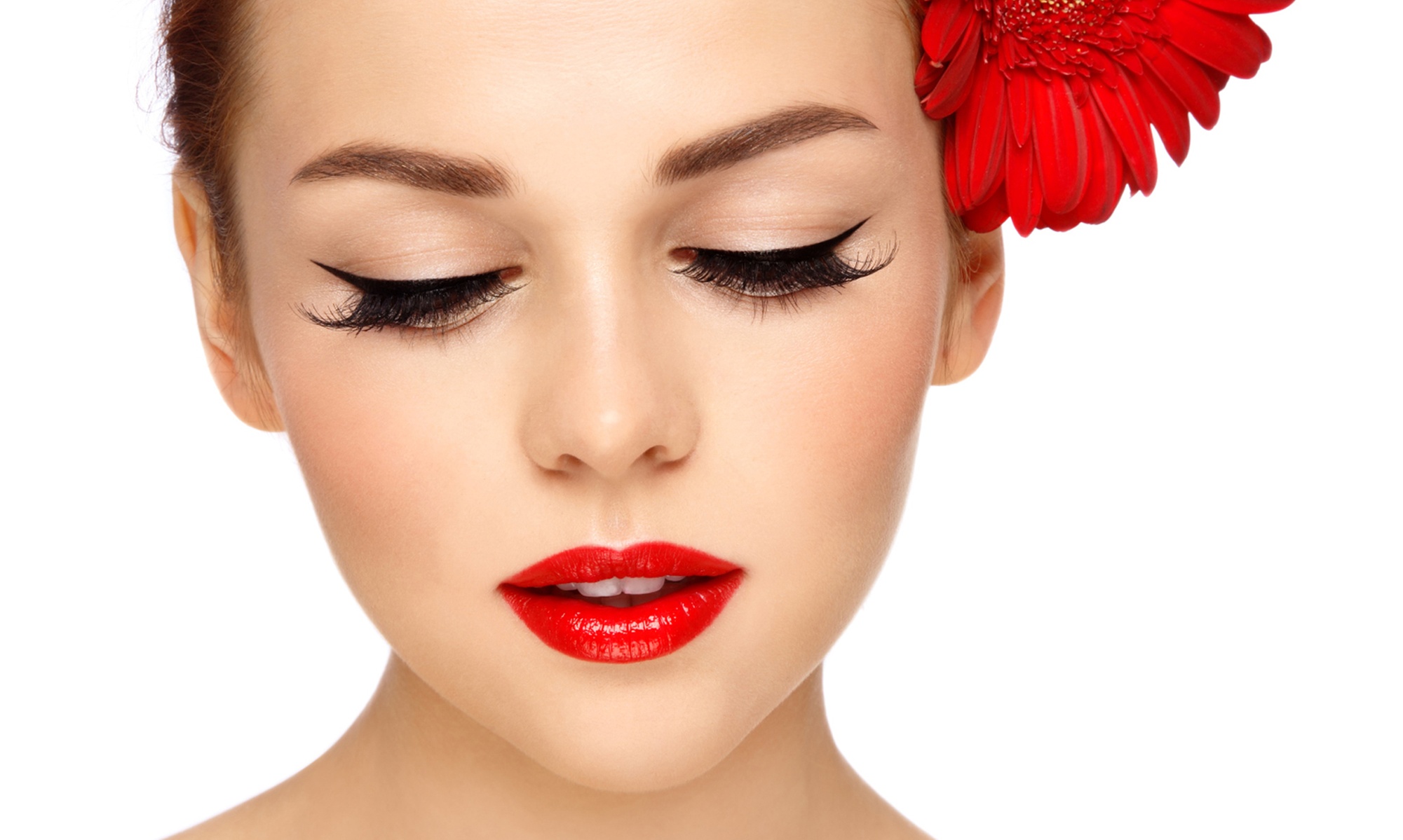 Transform Your Look with Stunning Eyelash Extensions