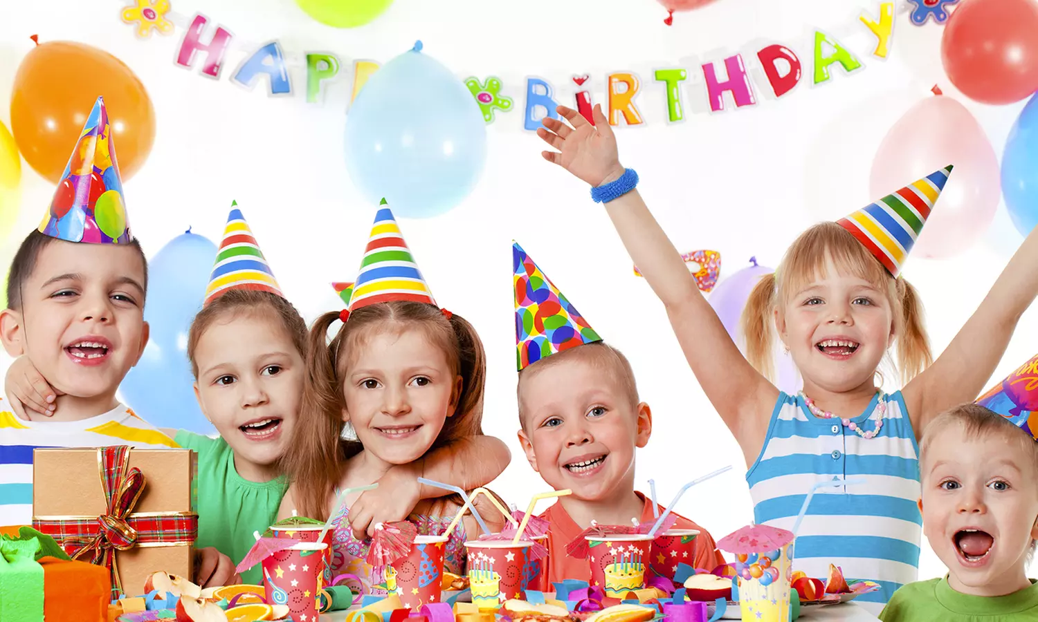 5 o 10 ingressi con attività ricreative per bambini o festa di compleanno con animazione (sconto fino a 65%) - Primary Image