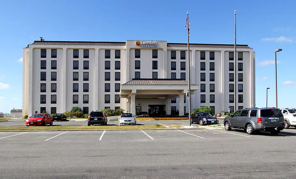 Stay at Comfort Inn & Suites West Atlantic City, with Dates into May - Second Medium