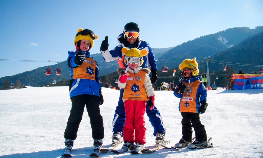 Image 3: Karnety narciarskie dzienne i całodzienne dla 1-2 osób lub Snowtubing