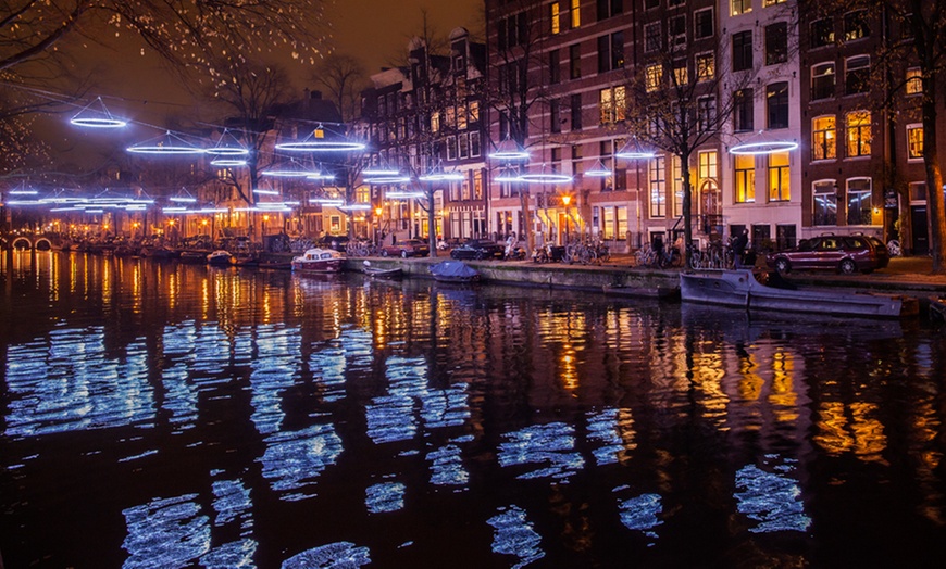 Image 3: Amsterdam Light Show Cruise 