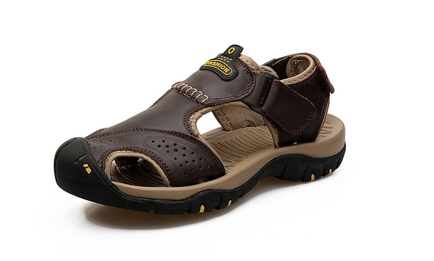 Image 6: Men's Closed Toe Breathable Sandals