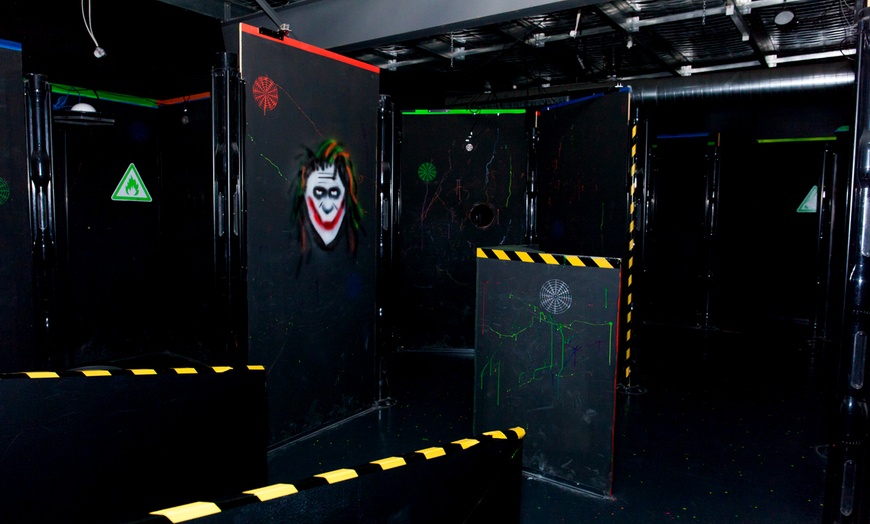 Image 6: Laser Tag Experience at Gamr