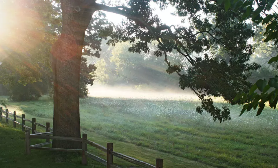 Stay for Two or Four with Wine and Cheese at SevenOaks in Lake Geneva - Primary Image