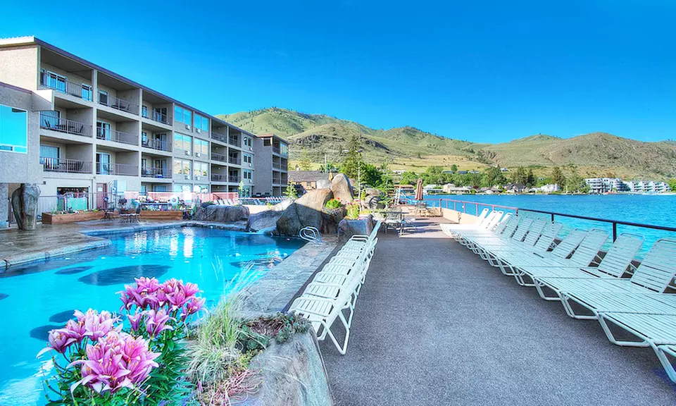 Stay at Grandview on the Lake in Chelan, WA. Dates into April. - Primary Image