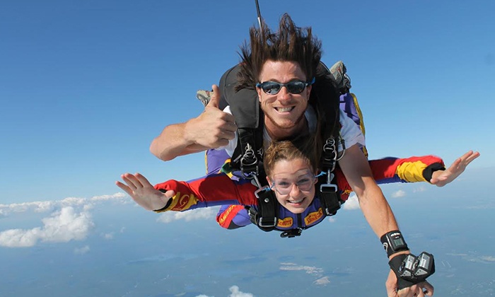 Parachutisme Adrénaline Montreal Deal of the Day | Groupon Montreal