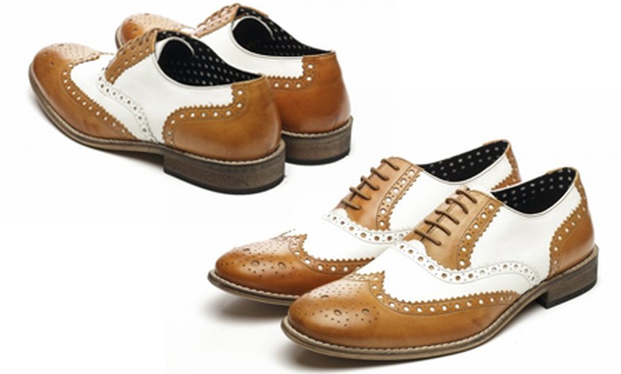 Image 6: Men’s Leather Brogues