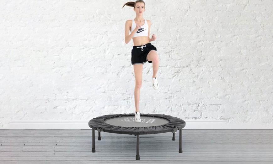 Image 6: 38-Inch Foldable Round Exercise Trampoline