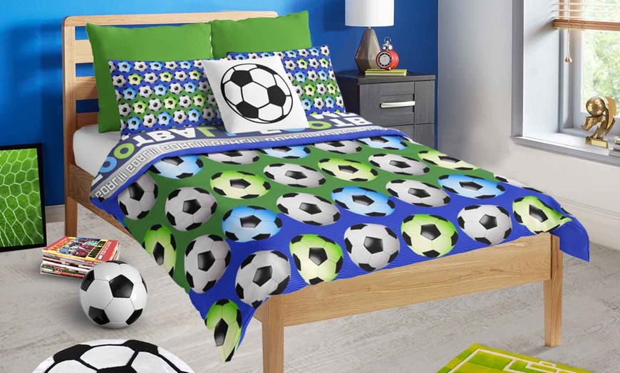 Image 1: Football Duvet Sets