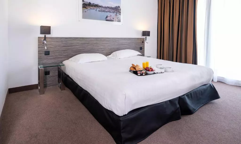 La Baule en 4* : chambre supérieure avec pdj & verre de bienvenue