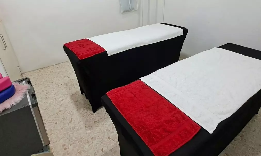 Limpieza básica o profunda con opción a hidrolimpieza facial para 1