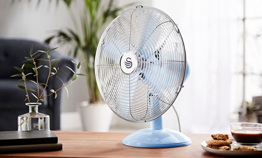 Image 29: Swan Retro Clock, Stand or Desk Fan
