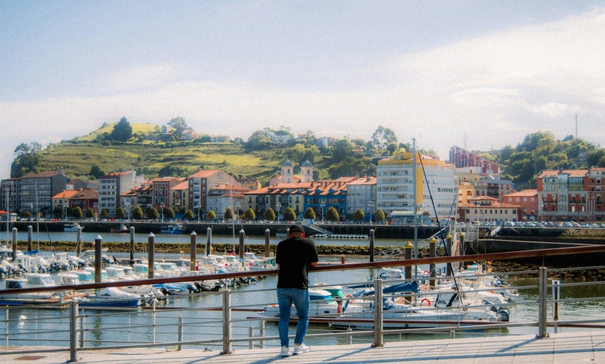 Image 17: Centro de Gijón: 1 o 2 noches con opción a desayuno