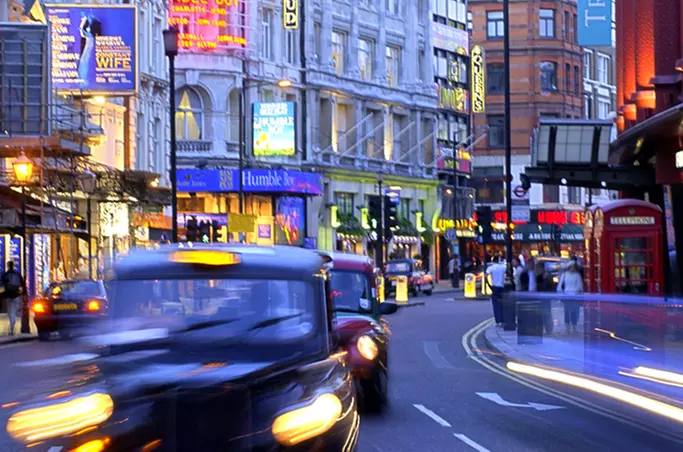 Tagesausflug nach London für 1 Person mit Hin- und Rückfahrt im Reisebus inkl. Stadtrundfahrt (unter Vorbehalt) - Second Medium