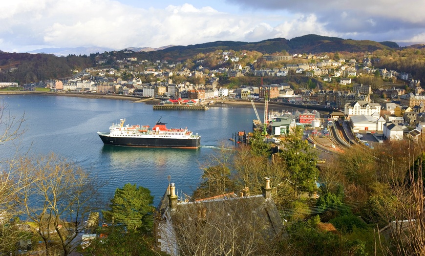 Image 1: Oban Bay Stay