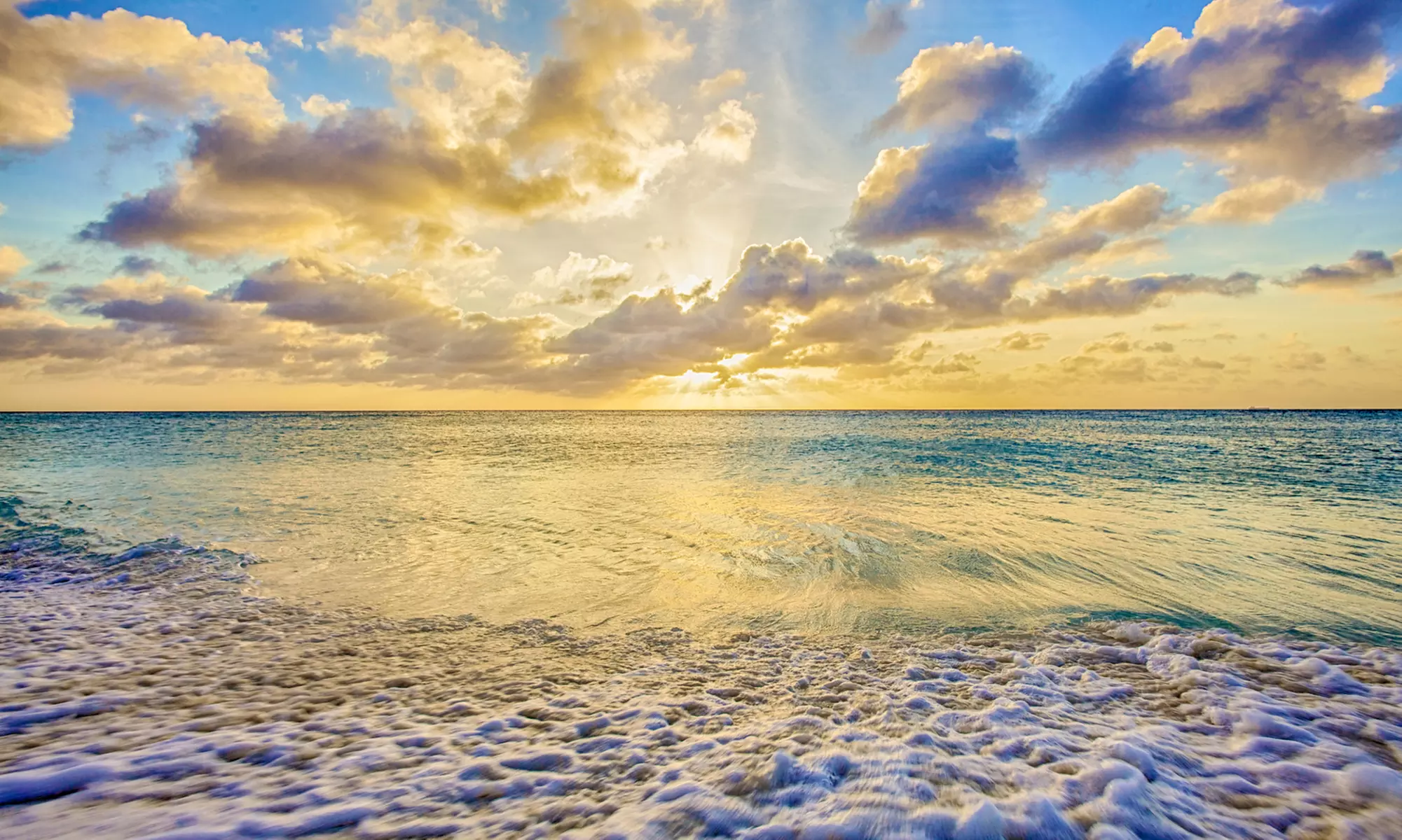 Zandvoort: 2-4 Tage für Zwei inkl. Frühstück und opt. Grillabend im Amsterdam Beach Hotel - Primary Image