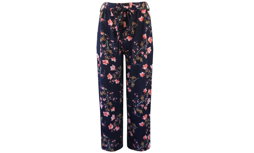 Image 2: Women Printed Culottes Trousers