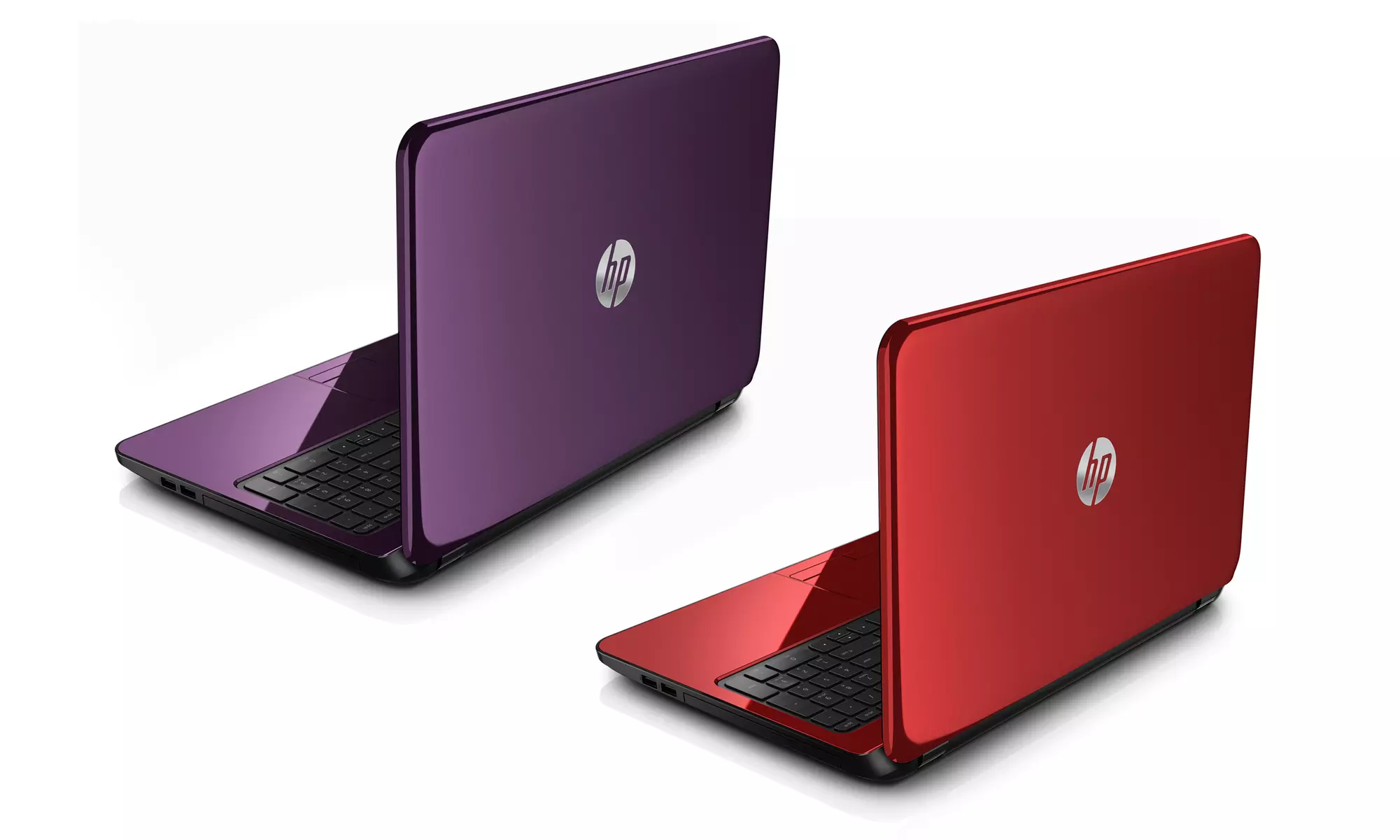 HP 15.6" Laptop with AMD A8-6410 CPU, 4GB RAM, and 1TB HDD - Primary Image