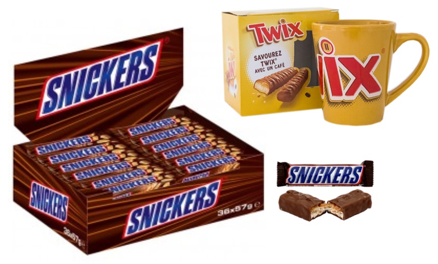 Image 4: Confiseries Bounty, Mars, Snickers, Twix, M&M's au choix, mug offert