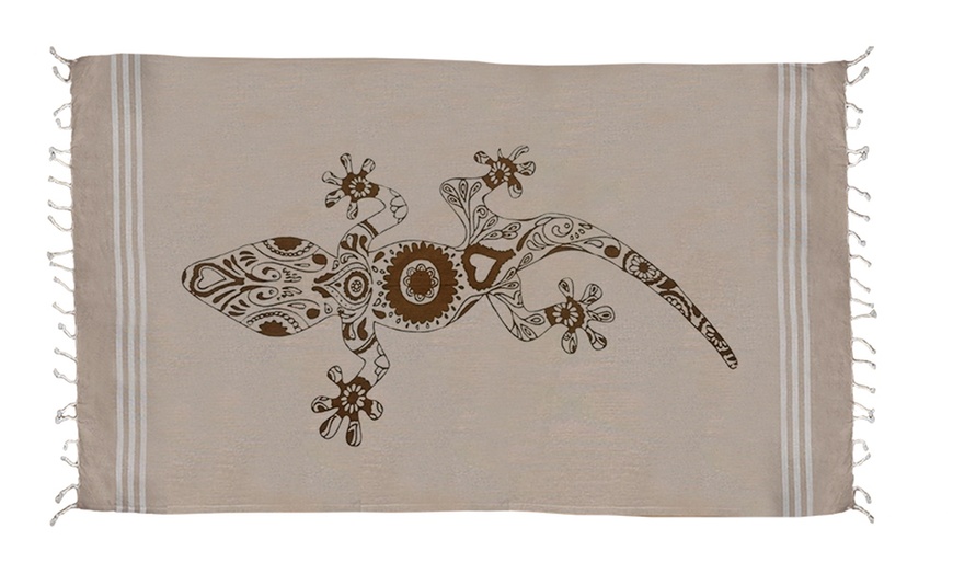 Image 6: Serviette de plage et de piscine en coton