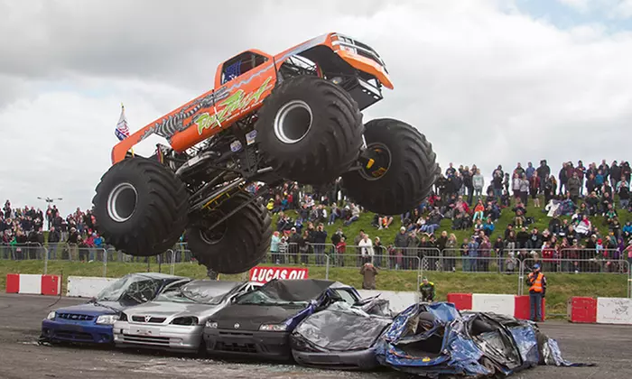 Festival of Power: Entry For One (£19), Two (£35) or Four (£70) at Santa Pod Raceway (Up to 30% Off) - Primary Image