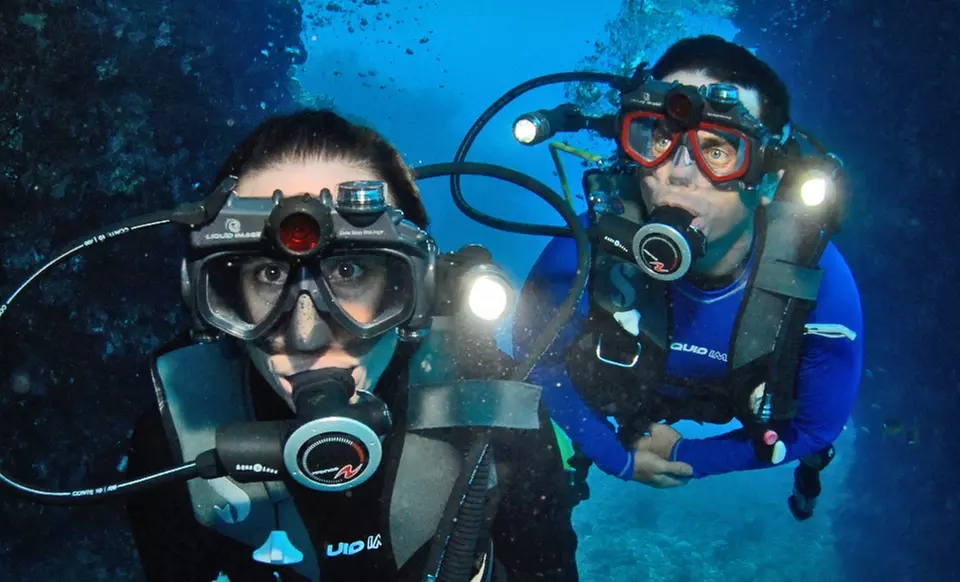 Liquid Image XSC Underwater Camera Masks (Up to 73% Off). 2 Styles Available. Free Shipping and Returns. - Primary Image